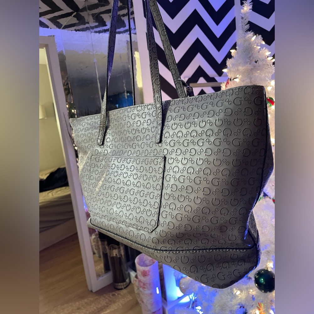Brown Guess Purse - Picture 4 of 6